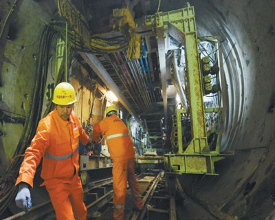 盾構機作業場景